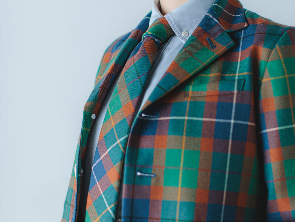 スーツブランド「aiSTANDALONE」オリジナルネクタイ・蝶ネクタイを製作