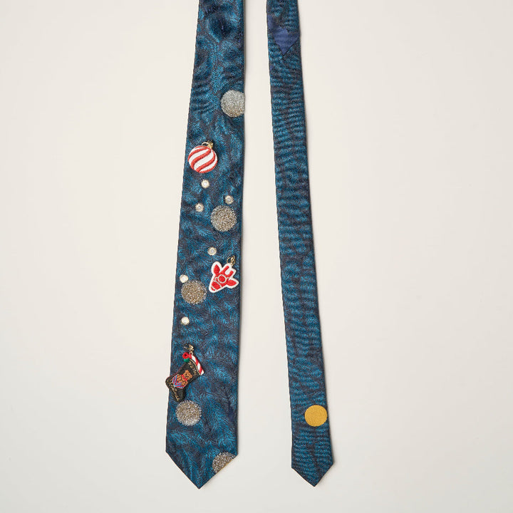 ワタシが冬の主役｜オーナメントタイDK.GREEN×GOLD – giraffe ONLINE SHOP